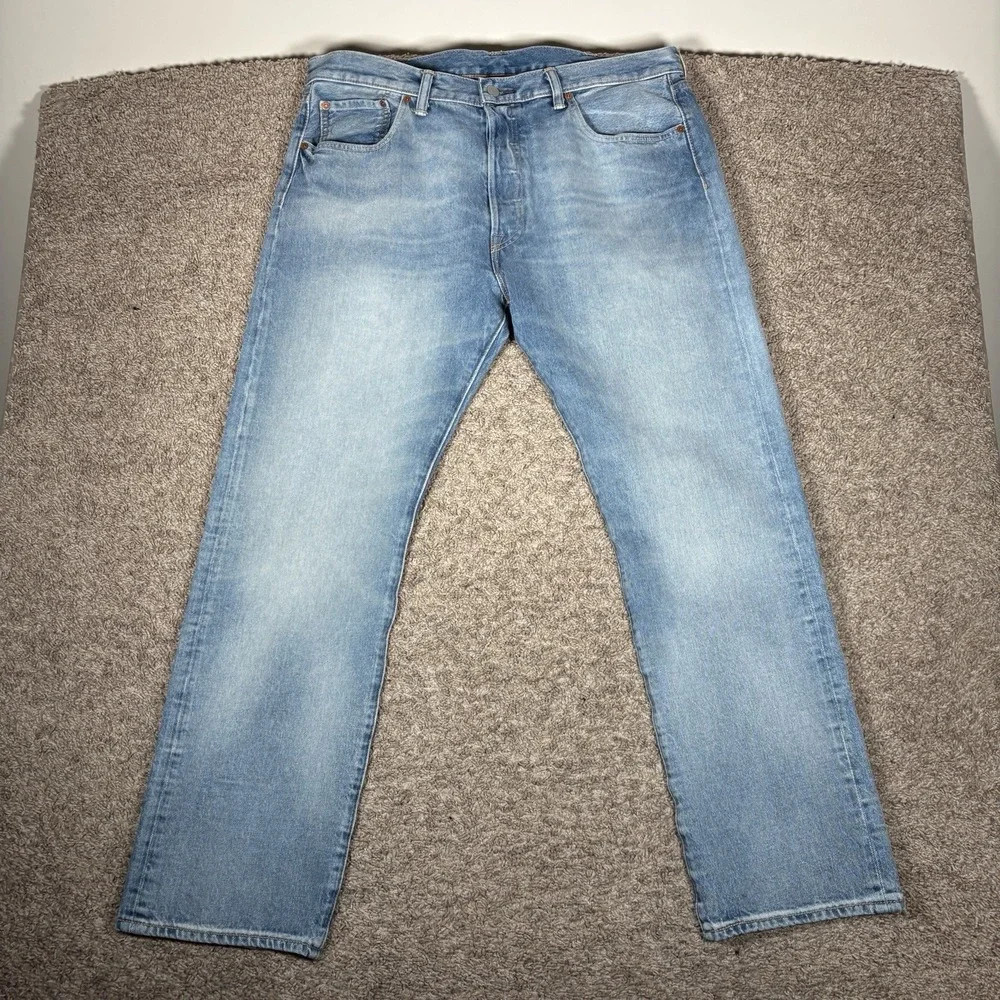 Levi's 501 Original‎ Fit Button Fly Light Wash Denim Jeans Men's W38 L30 Faded